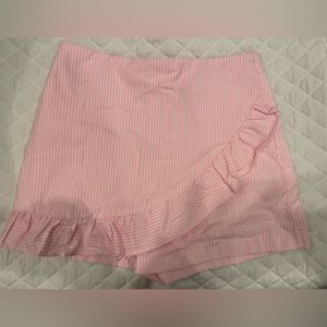 Lily Pulitzer SeerSucker Skort - Size 2